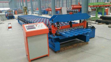 Cina Full Automatic Roof Tile Cold Roll Membentuk Mesin Double Color Steel Roll Forming Machine pemasok