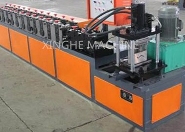 Cina Automatic Hydraulic Galvanized Cold Steel Shop Slat Roller Shutter Door Roll Forming Machine pemasok